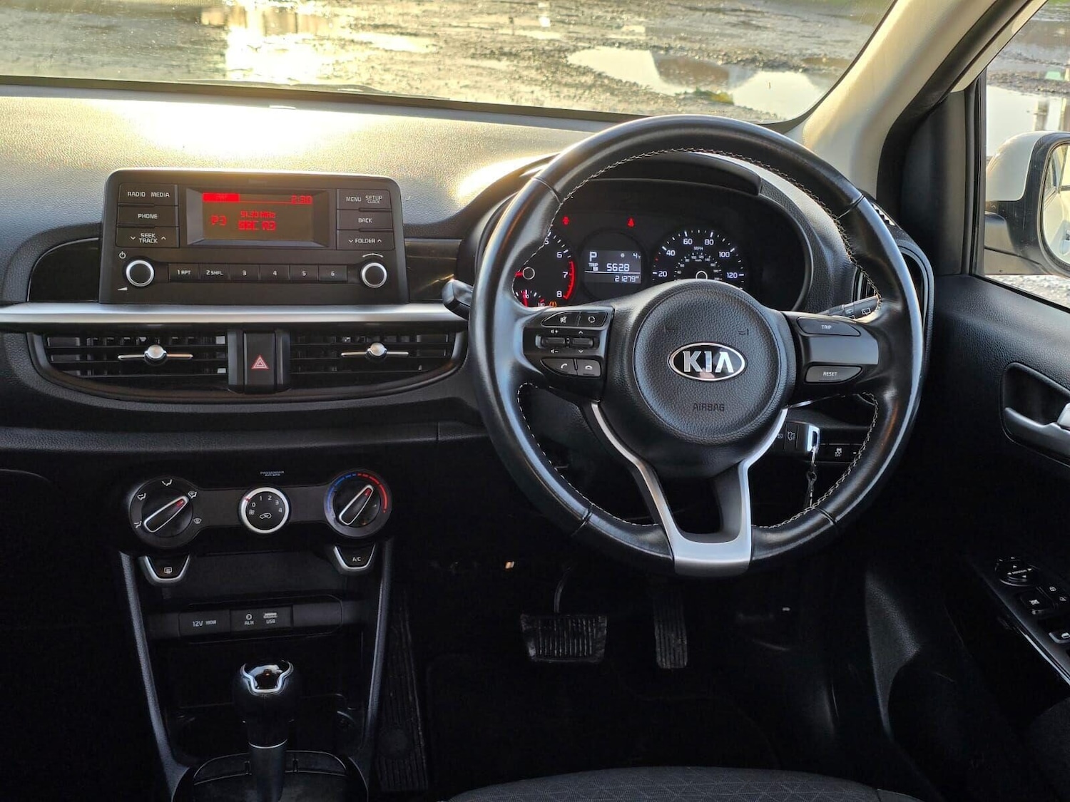 Used Kia Picanto 2018 for sale - 76847734: Photo 23