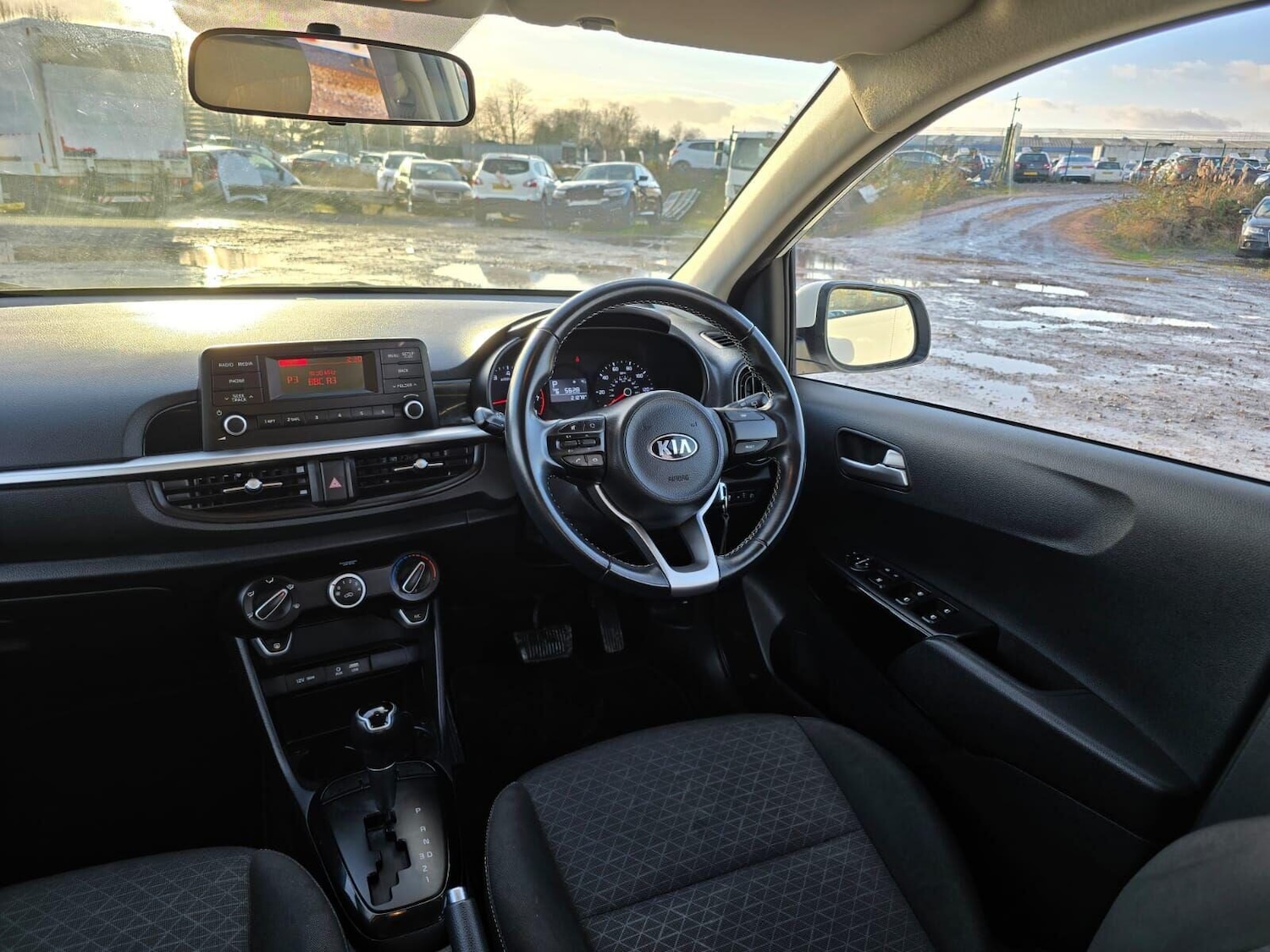 Used Kia Picanto 2018 for sale - 76847734: Photo 24