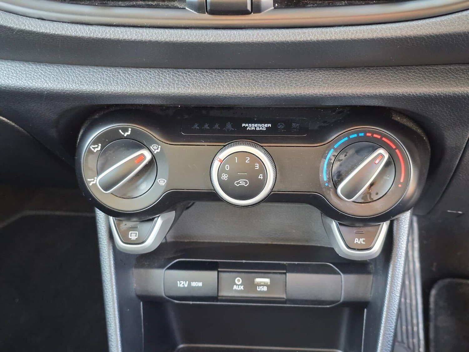 Used Kia Picanto 2018 for sale - 76847734: Photo 32