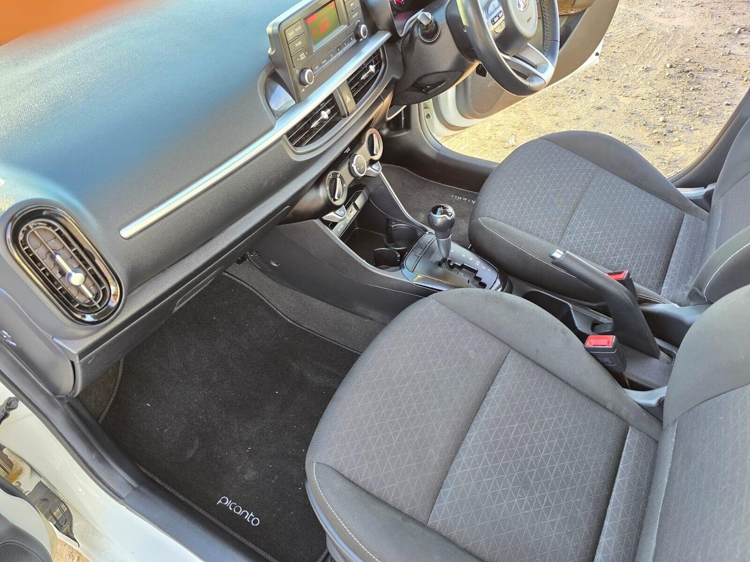 Used Kia Picanto 2018 for sale - 76847734: Photo 37