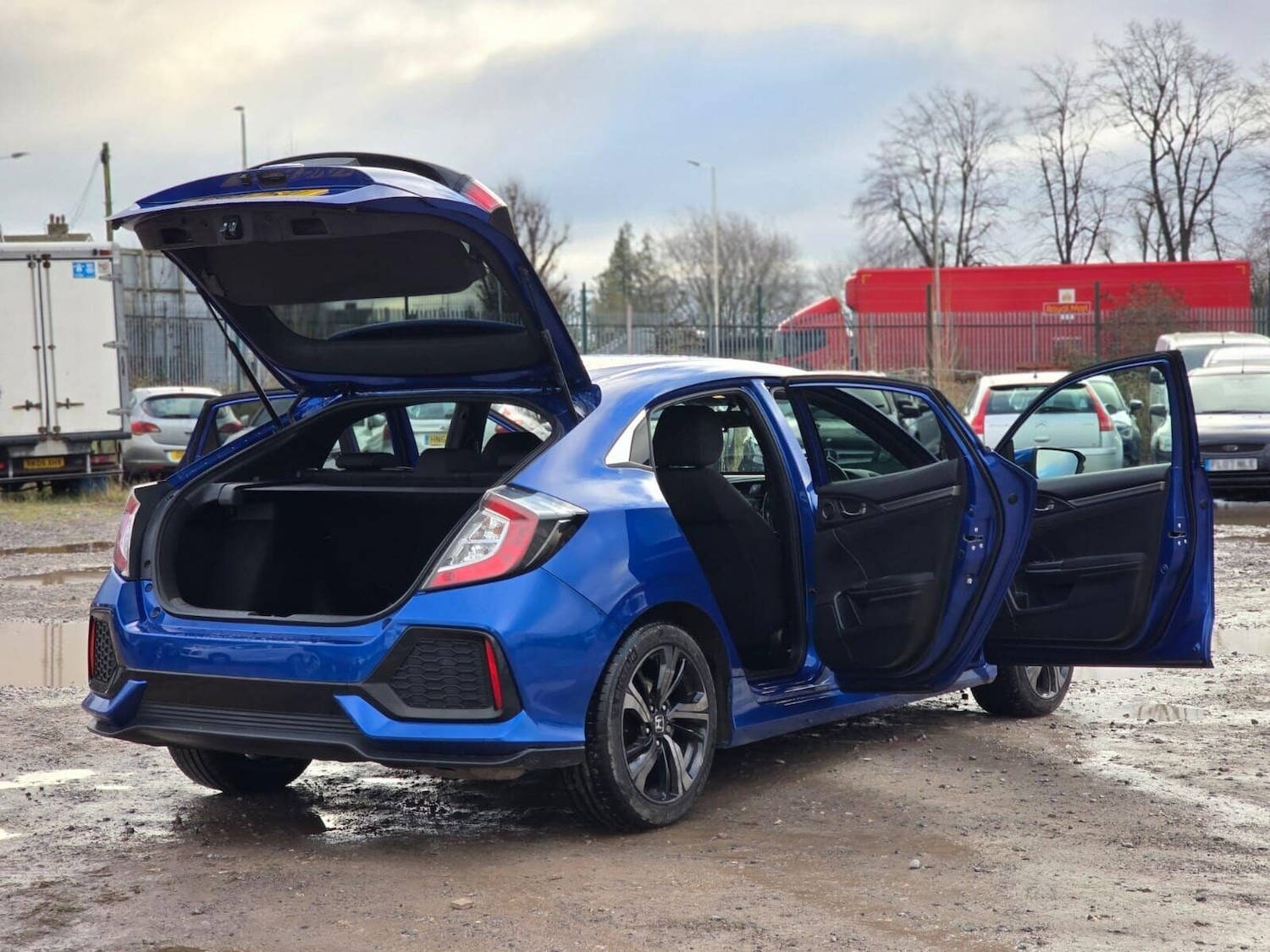 Used Honda Civic 2019 for sale - 77236178: Photo 18