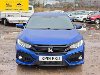 Used Honda Civic 2019 for sale - 77236178: Photo
