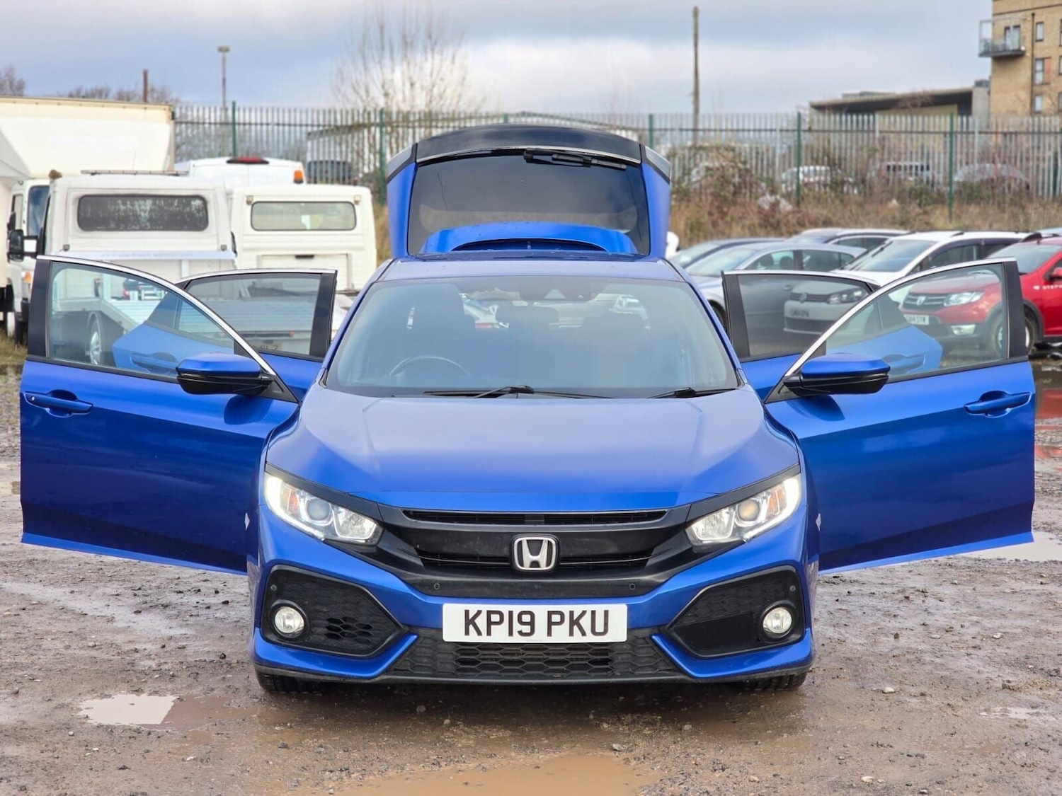 Used Honda Civic 2019 for sale - 77236178: Photo 8