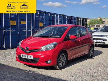 Used Toyota Yaris 2014 for sale - 78906708: Photo