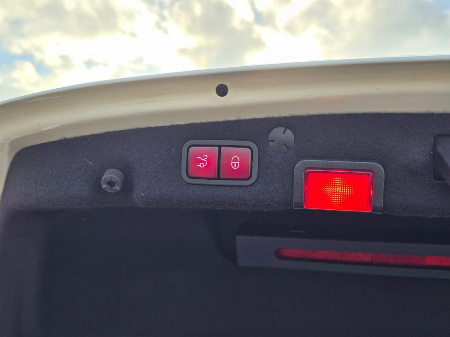 Used Mercedes-Benz C Class 2015 for sale - 76603827: Photo 63