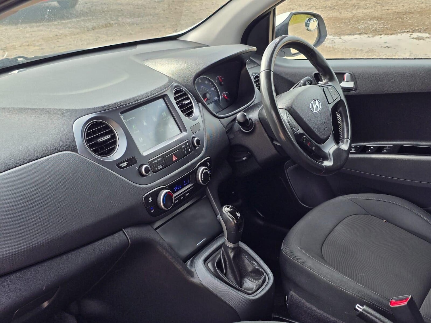 Used Hyundai i10 2018 for sale - 75906458: Photo 24