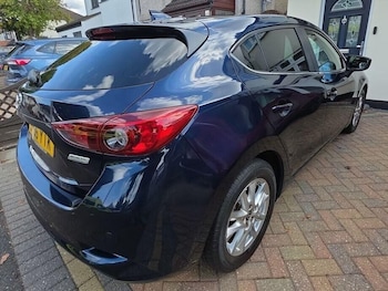 Used Mazda Mazda3 2017 for sale - 75878257: Photo