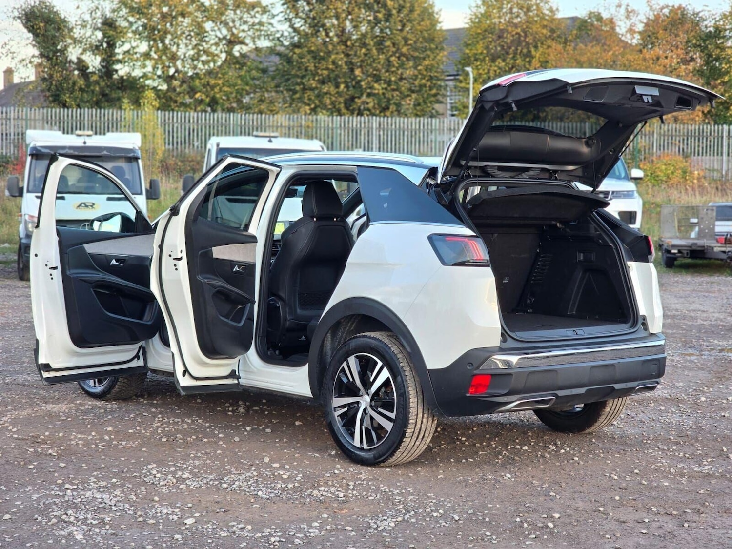 Used Peugeot 3008 2024 for sale - 76531092: Photo 11