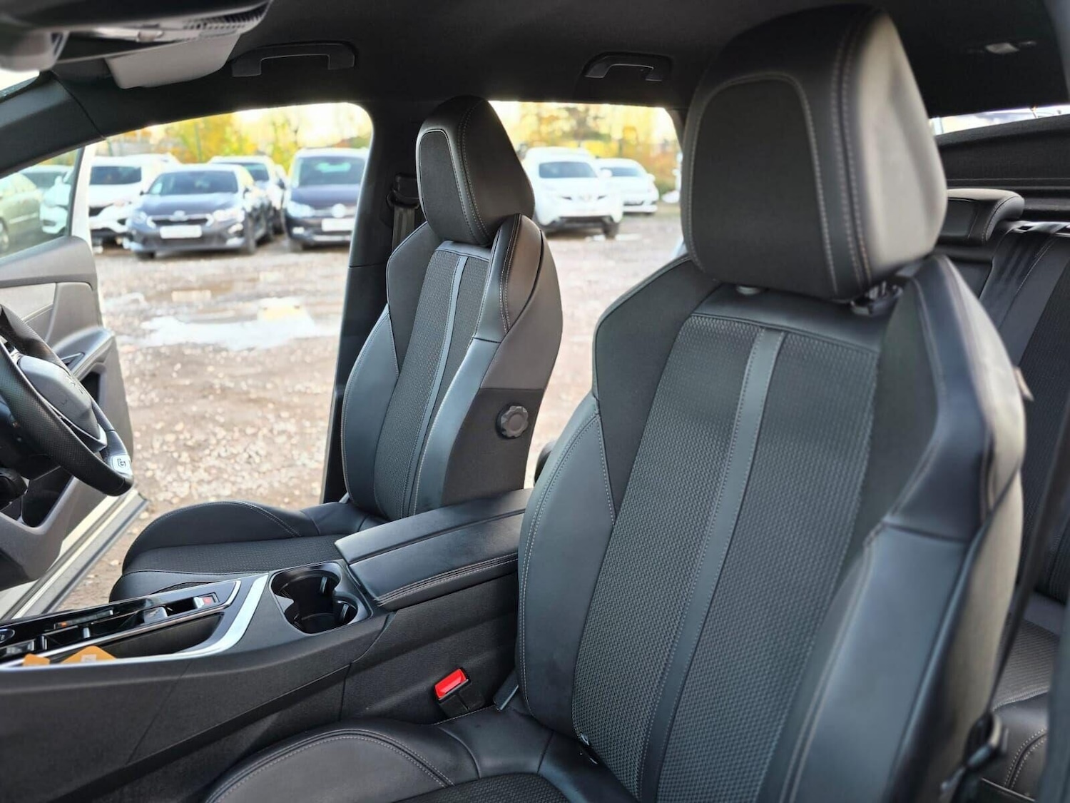 Used Peugeot 3008 2024 for sale - 76531092: Photo 40