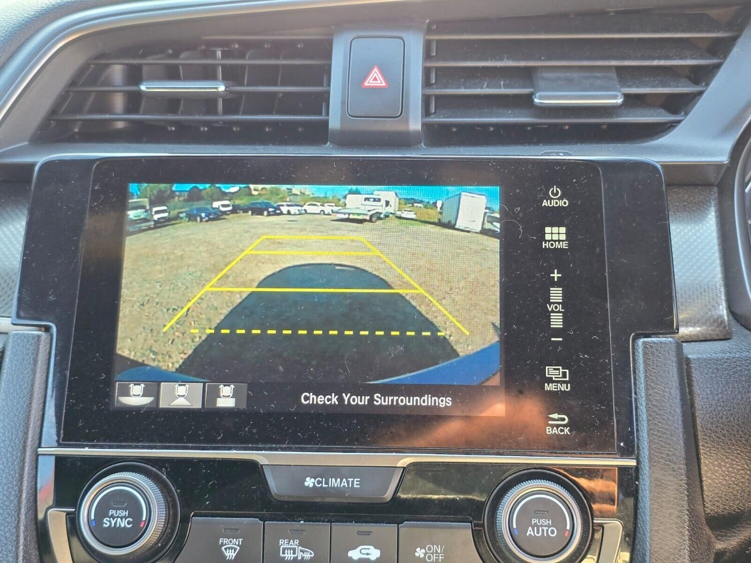 Used Honda Civic 2019 for sale - 76057467: Photo 34