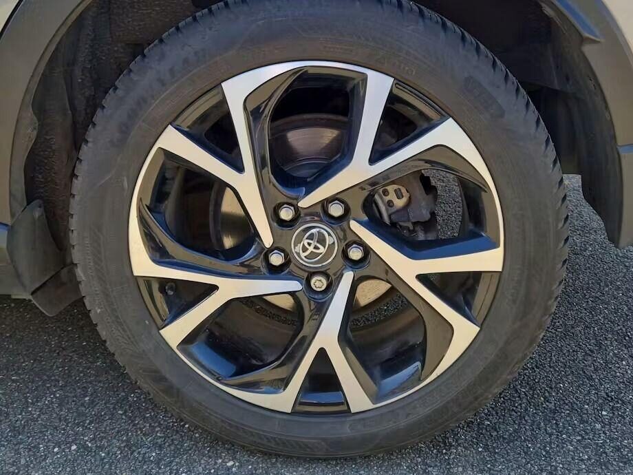 Used Toyota C-HR 2018 for sale - 78168383: Photo 7