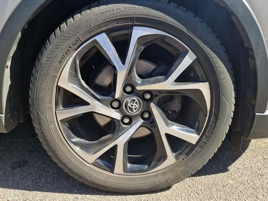 Used Toyota C-HR 2018 for sale - 78168383: Photo 9