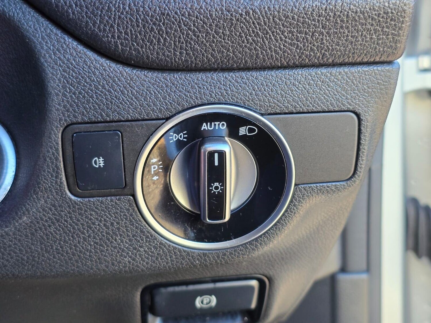 Used Mercedes-Benz CLA 2017 for sale - 76535093: Photo 33