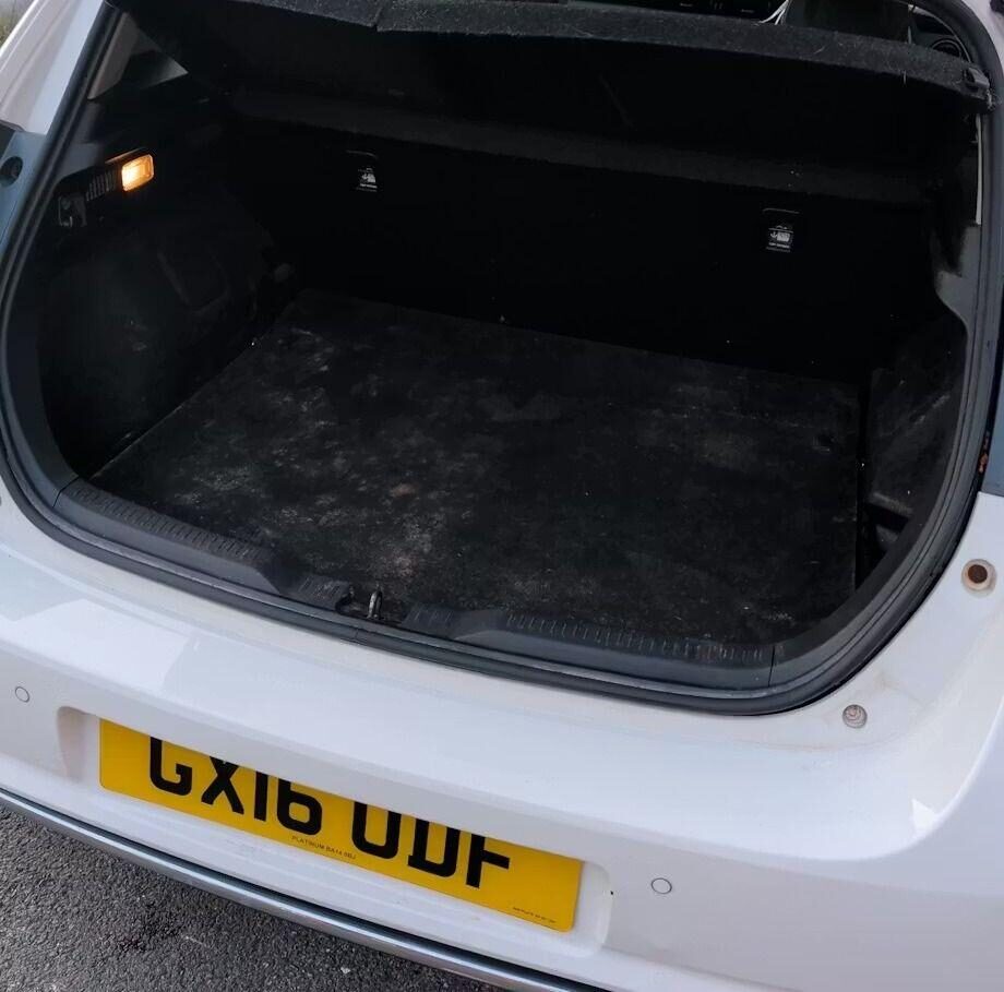 Used Toyota Auris 2016 for sale - 77931020: Photo 11