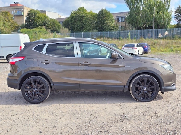 Used Nissan Qashqai 2015 for sale - 75054303: Photo 13