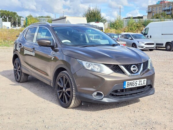 Used Nissan Qashqai 2015 for sale - 75054303: Photo 5