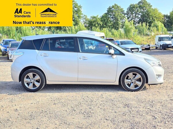 Used Toyota Verso 2015 for sale - 75231190: Photo 12