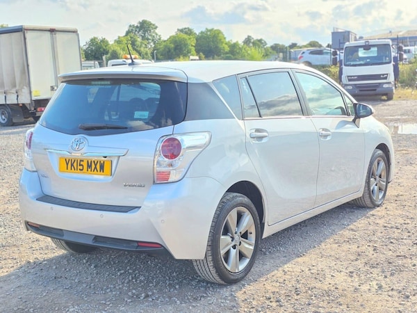 Used Toyota Verso 2015 for sale - 75231190: Photo 14