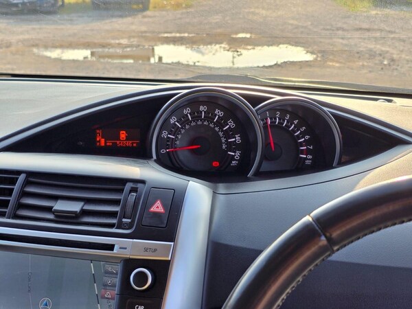 Used Toyota Verso 2015 for sale - 75231190: Photo 31