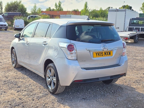 Used Toyota Verso 2015 for sale - 75231190: Photo 8