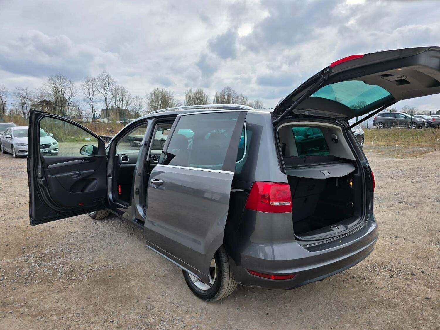 Used Volkswagen Sharan 2025 for sale - 77662051: Photo 11