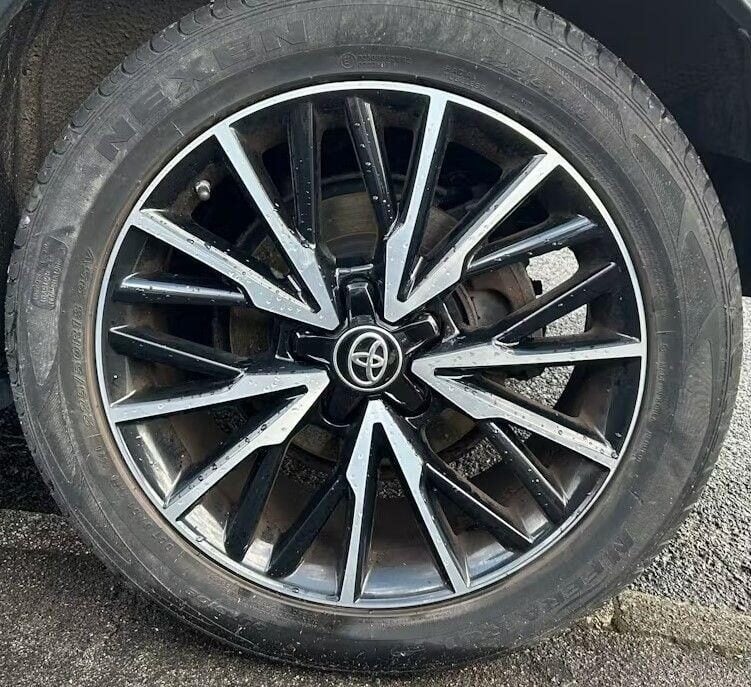 Used Toyota C-HR 2017 for sale - 76798555: Photo 8