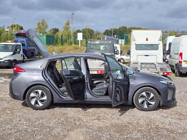 Used Hyundai IONIQ 2018 for sale - 76023883: Photo 14