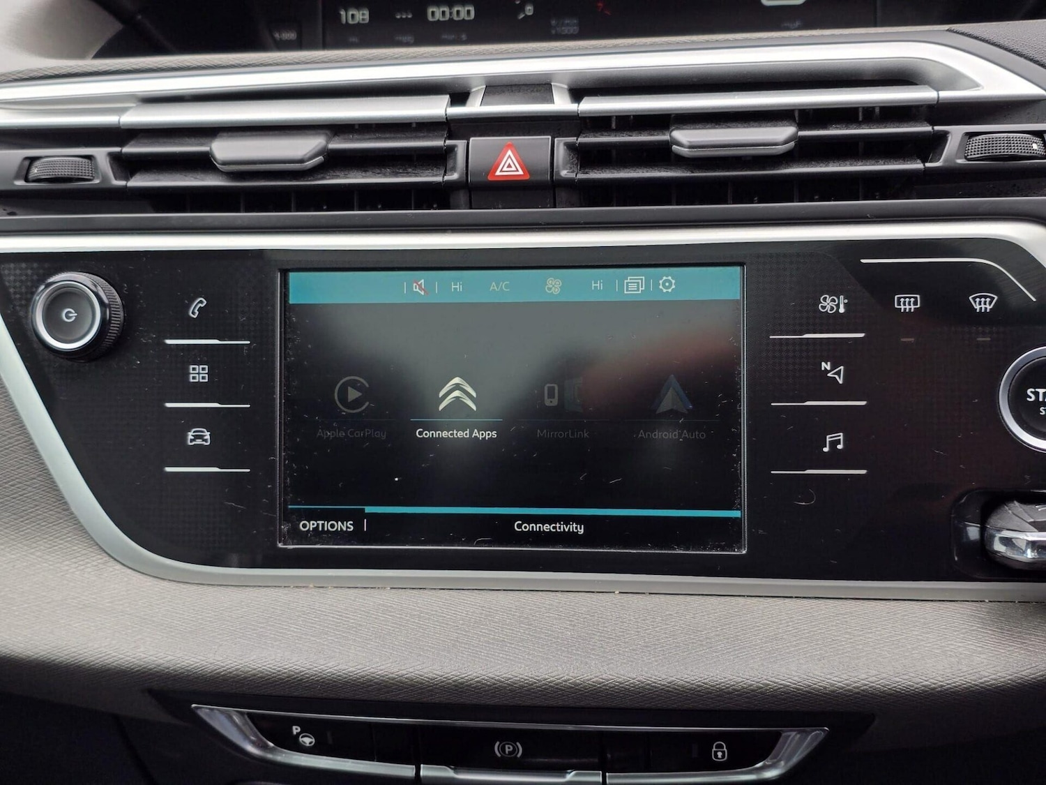 Used Citroen Grand C4 Picasso 2019 for sale - 77675560: Photo 32