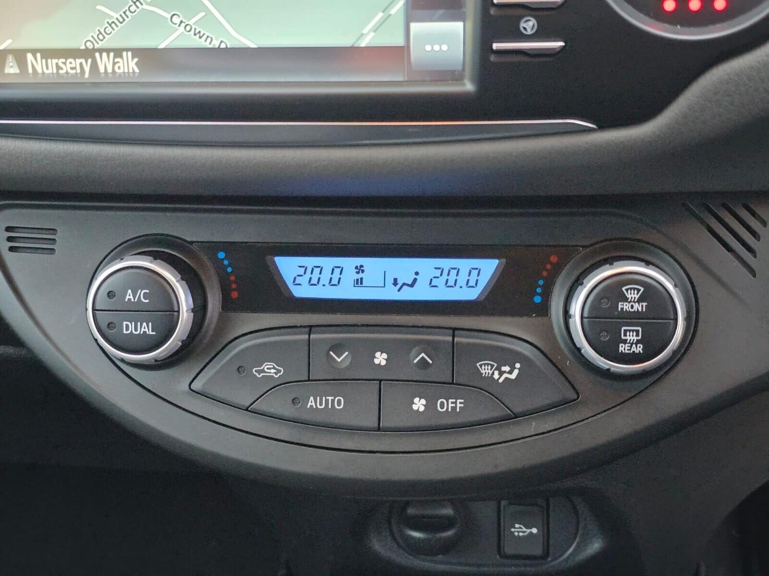 Used Toyota Yaris 2020 for sale - 76461328: Photo 32