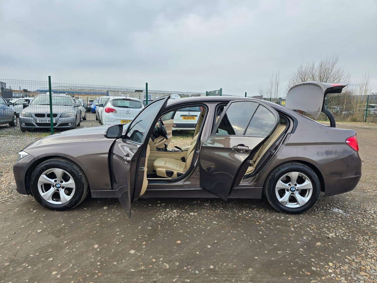 Used BMW 3 Series 2014 for sale - 77638875: Photo 13