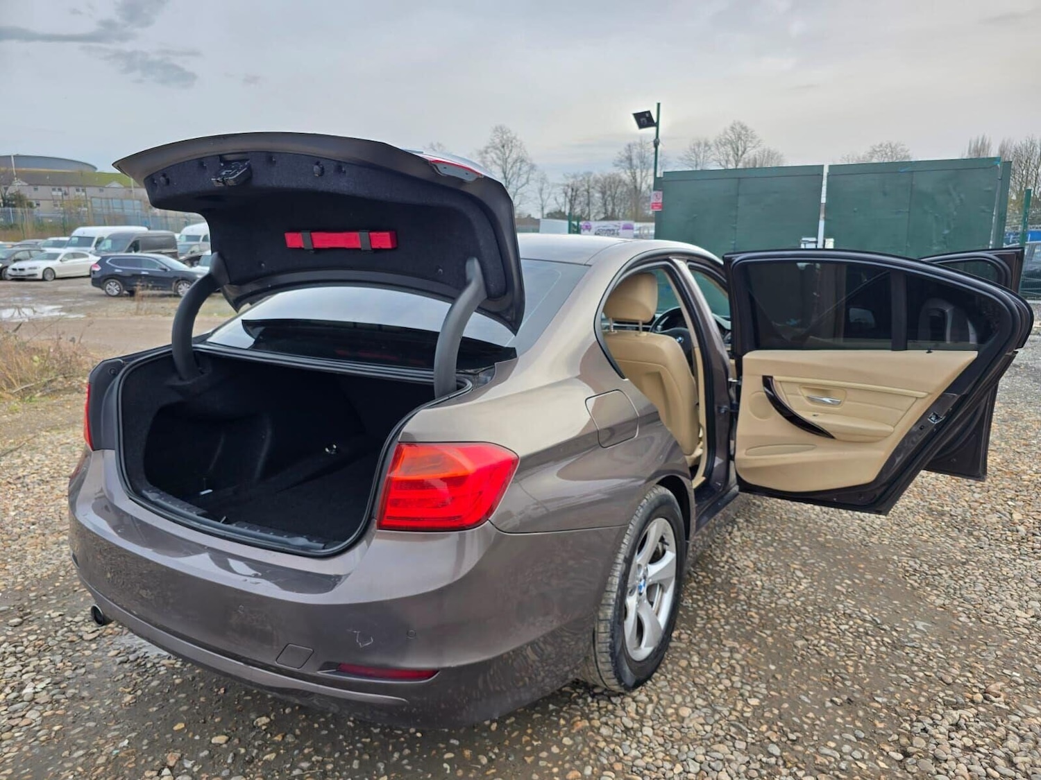 Used BMW 3 Series 2014 for sale - 77638875: Photo 18