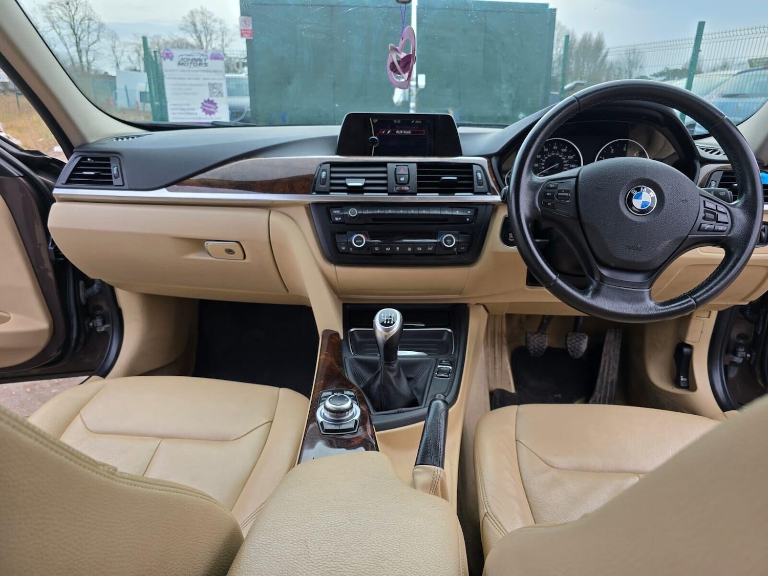 Used BMW 3 Series 2014 for sale - 77638875: Photo 20