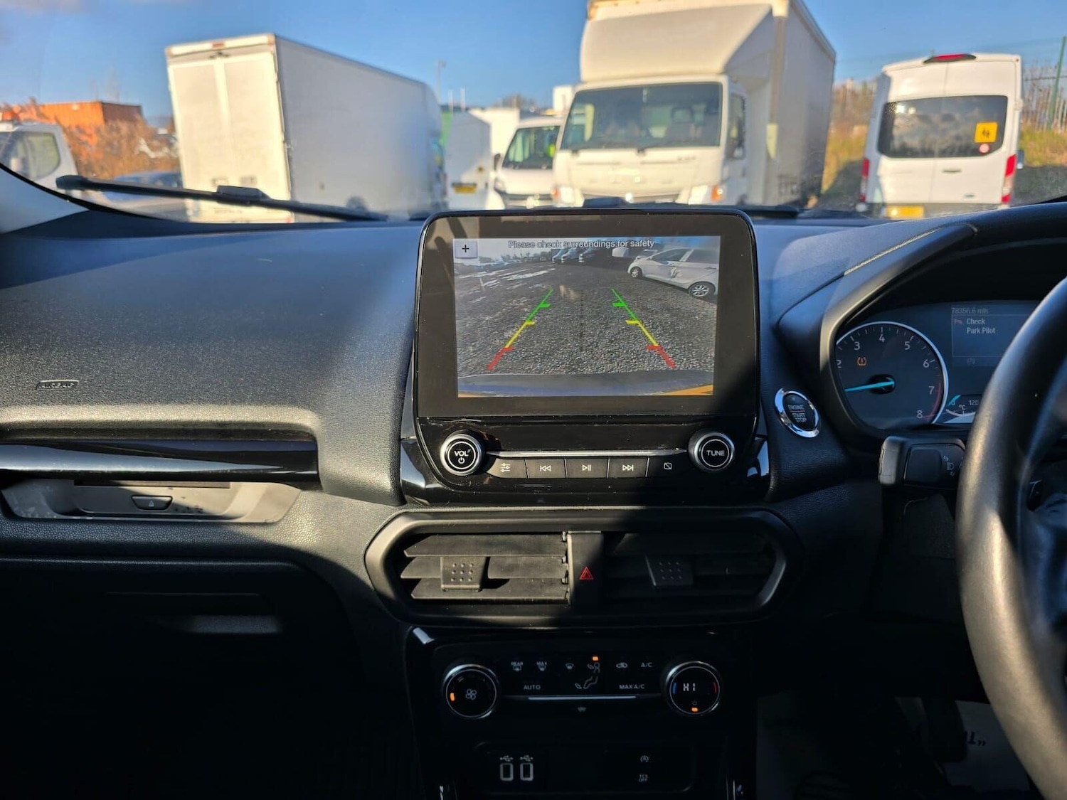 Used Ford Ecosport 2018 for sale - 76922796: Photo 33