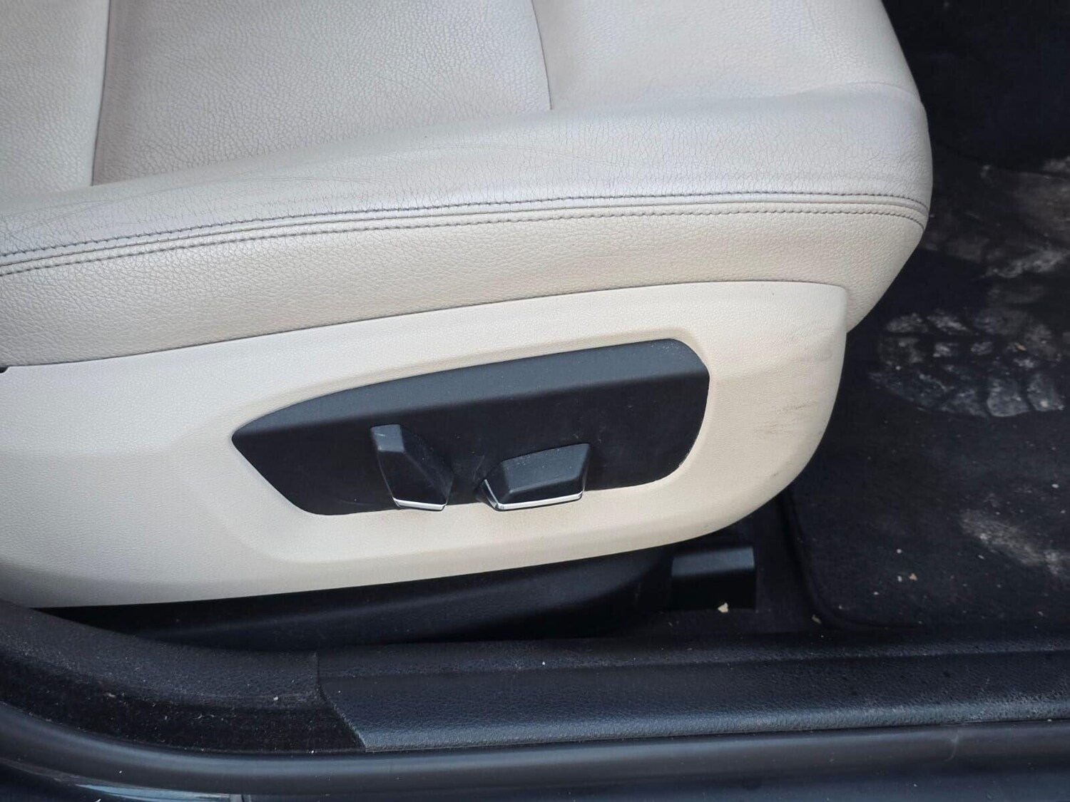 Used BMW 5 Series 2014 for sale - 76836110: Photo 34