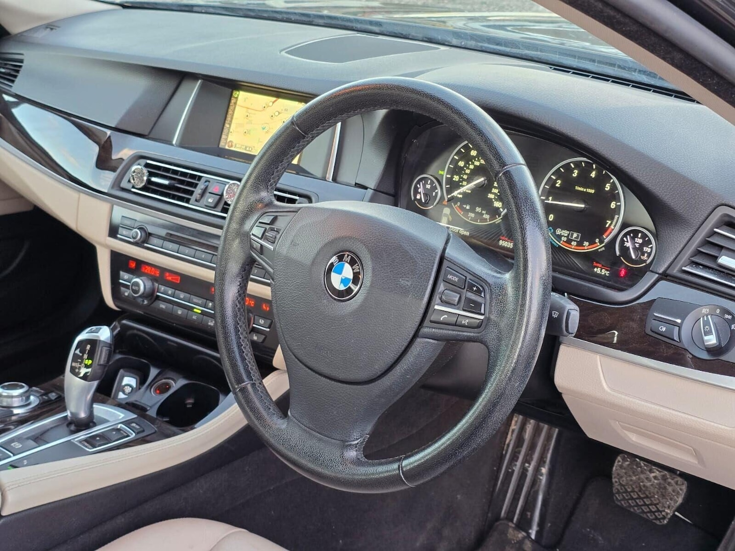 Used BMW 5 Series 2014 for sale - 76836110: Photo 40