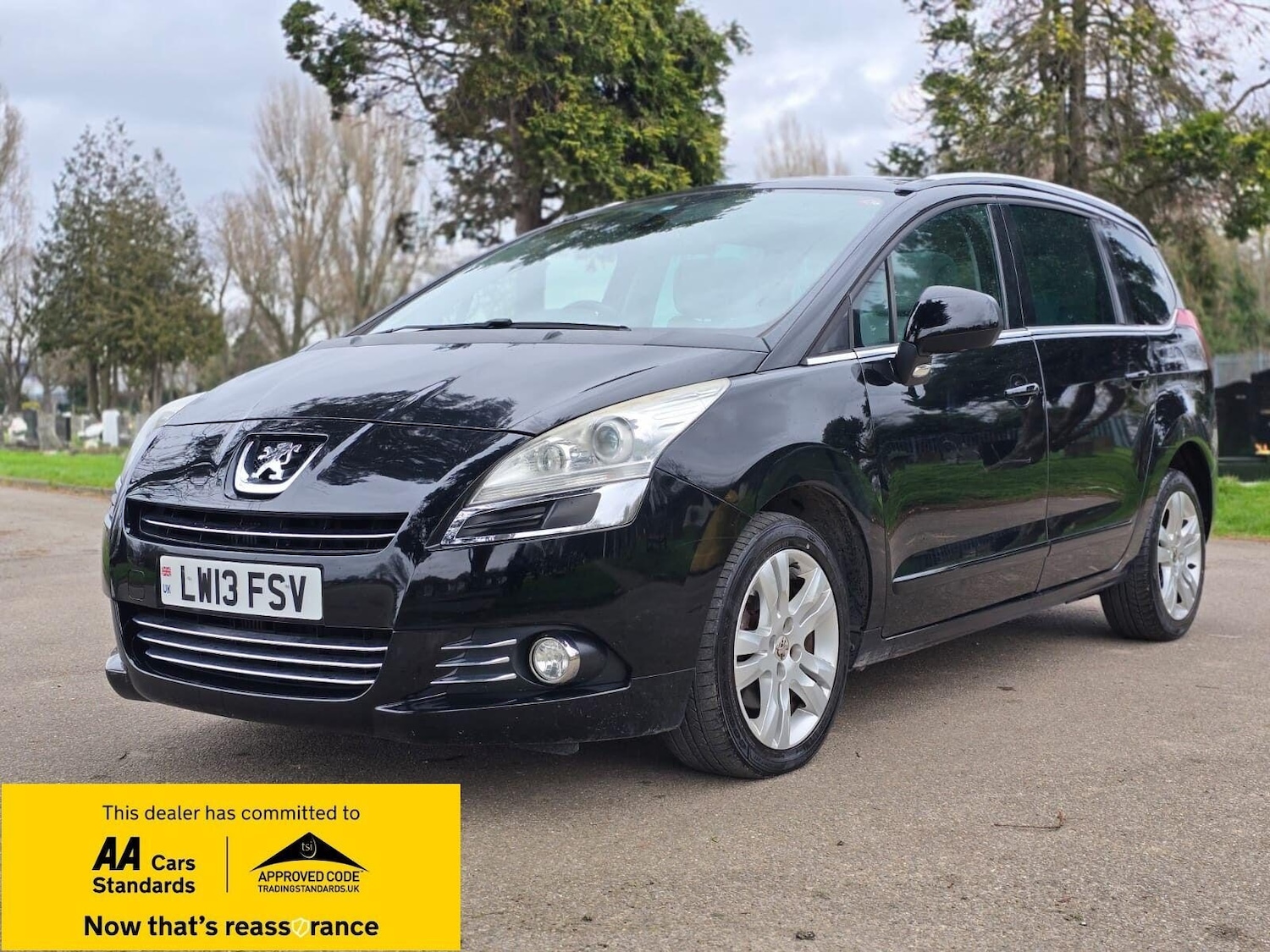 Used Peugeot 5008 2014 for sale - 76520126: Photo 3