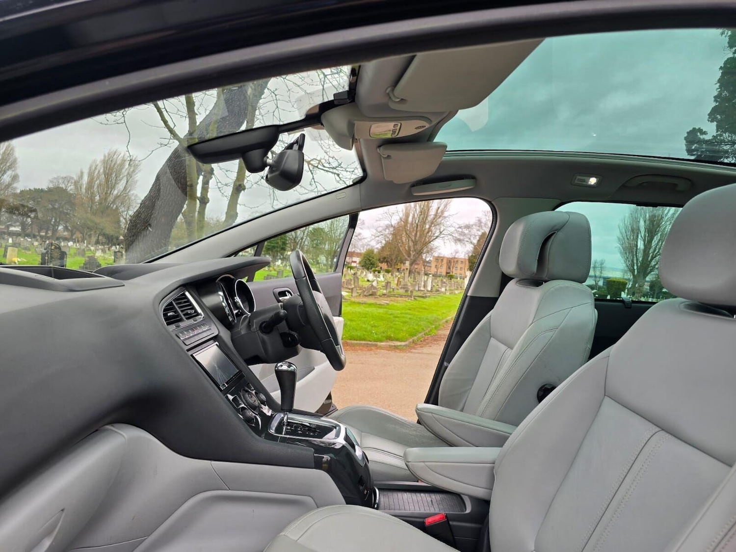 Used Peugeot 5008 2014 for sale - 76520126: Photo 46