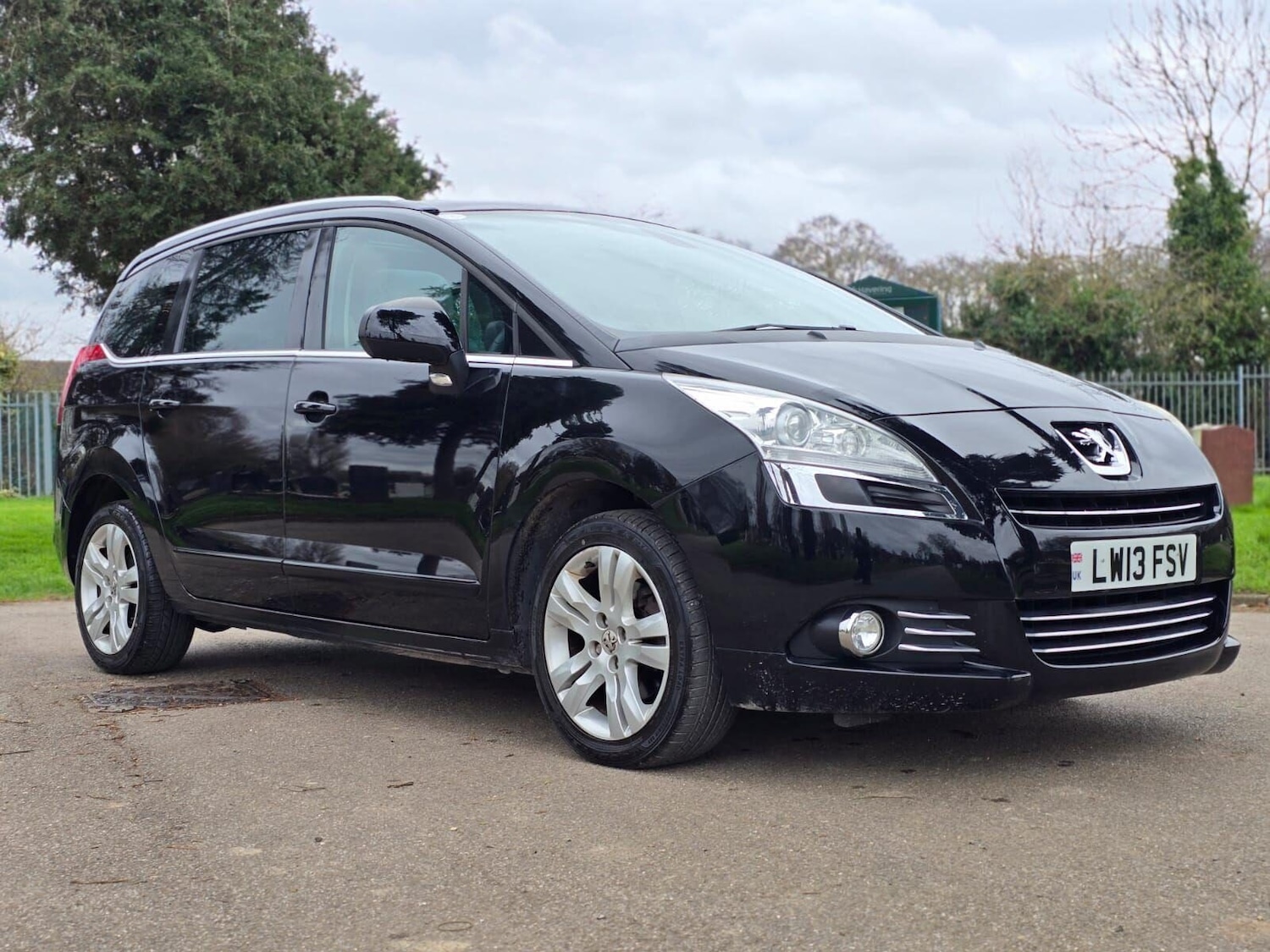 Used Peugeot 5008 2014 for sale - 76520126: Photo 5