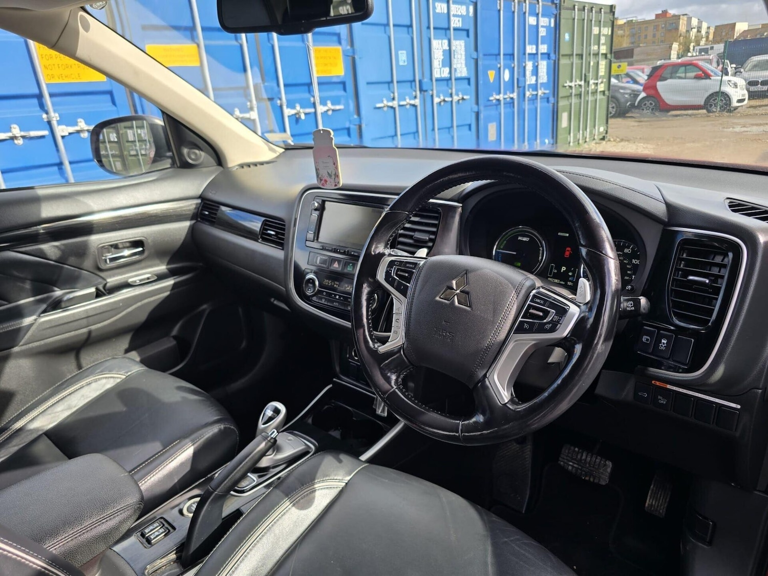 Used Mitsubishi Outlander 2015 for sale - 77546280: Photo 23