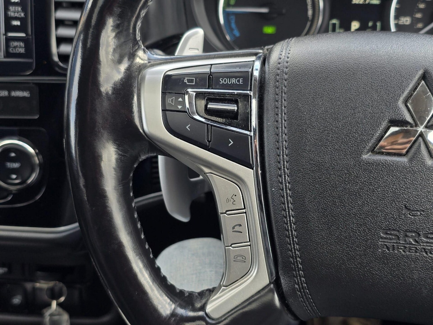 Used Mitsubishi Outlander 2015 for sale - 77546280: Photo 27