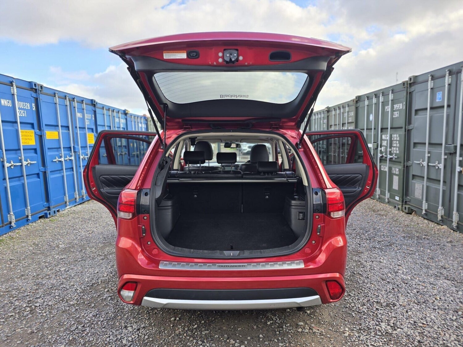 Used Mitsubishi Outlander 2015 for sale - 77546280: Photo 38