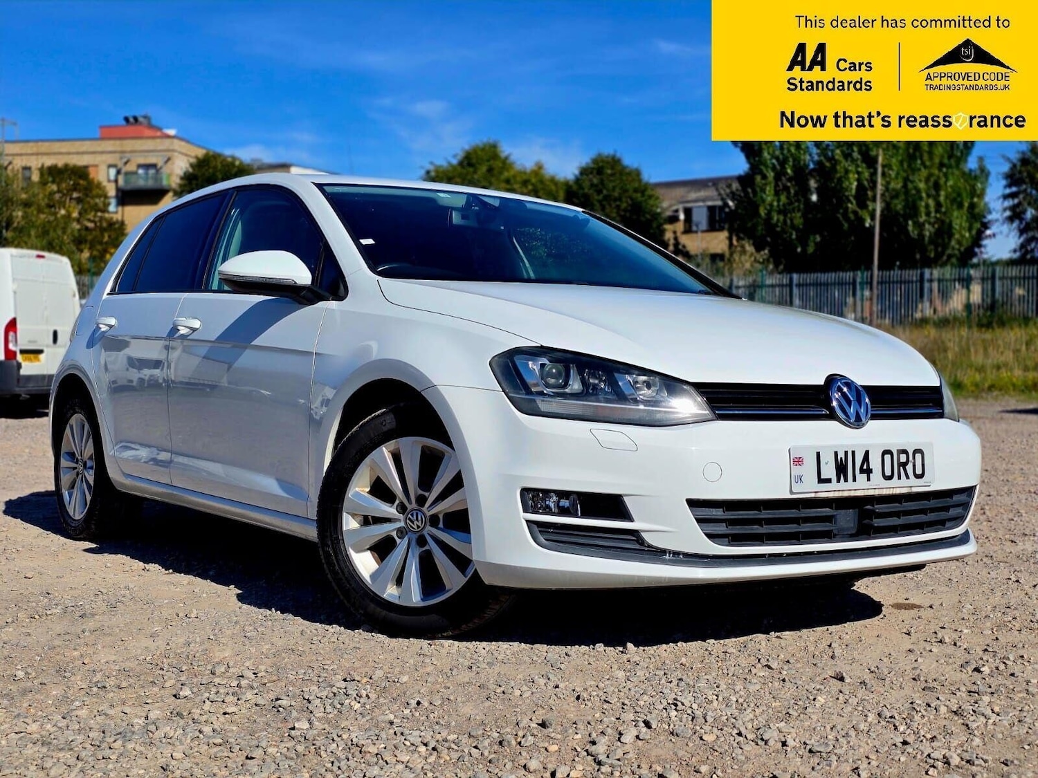 Used Volkswagen Golf 2014 for sale - 76076179: Photo 1