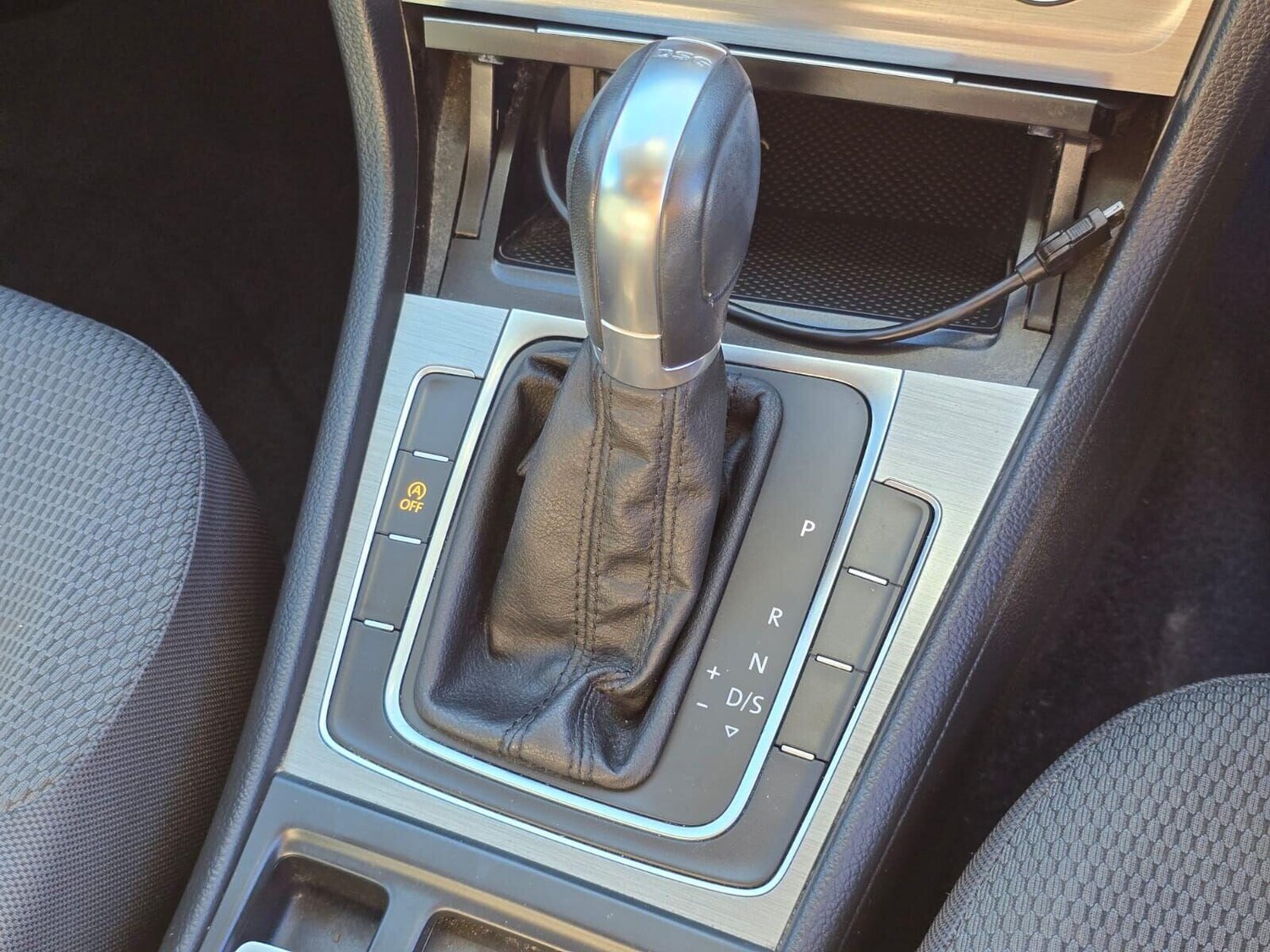 Used Volkswagen Golf 2014 for sale - 76076179: Photo 19