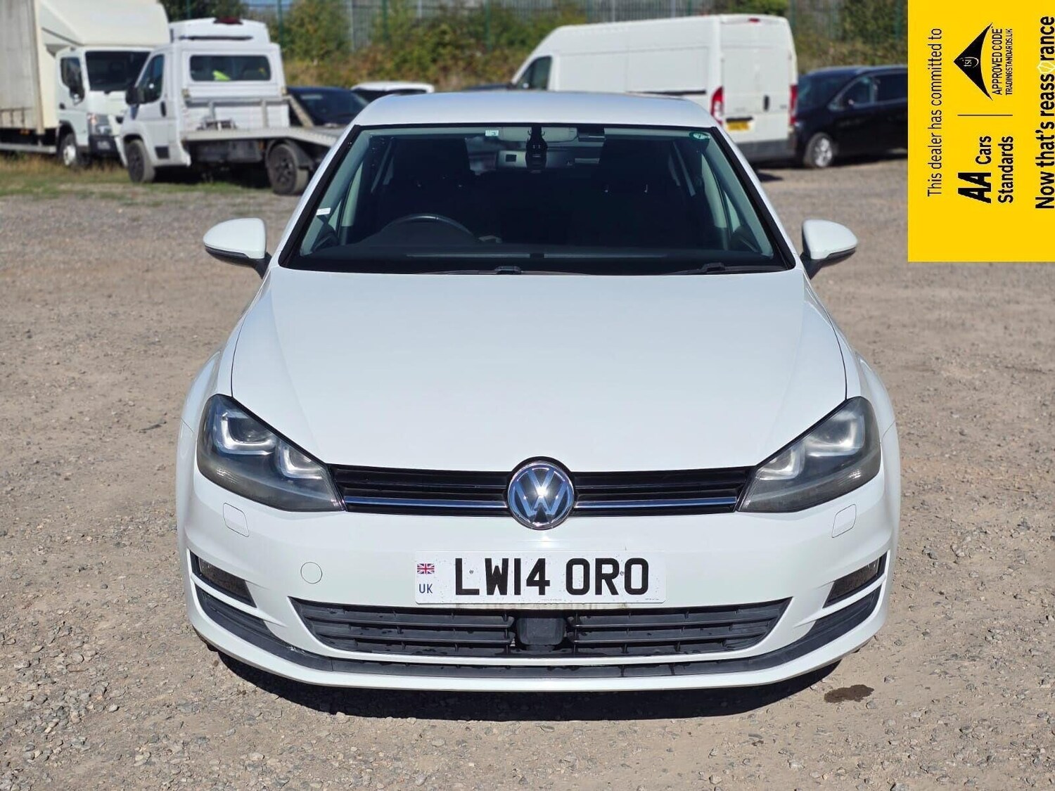 Used Volkswagen Golf 2014 for sale - 76076179: Photo 2