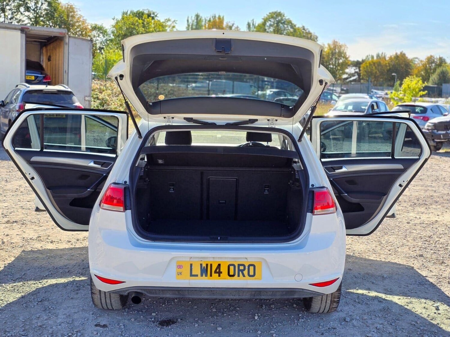 Used Volkswagen Golf 2014 for sale - 76076179: Photo 37