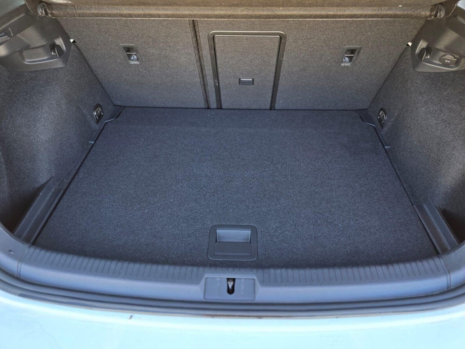 Used Volkswagen Golf 2014 for sale - 76076179: Photo 38