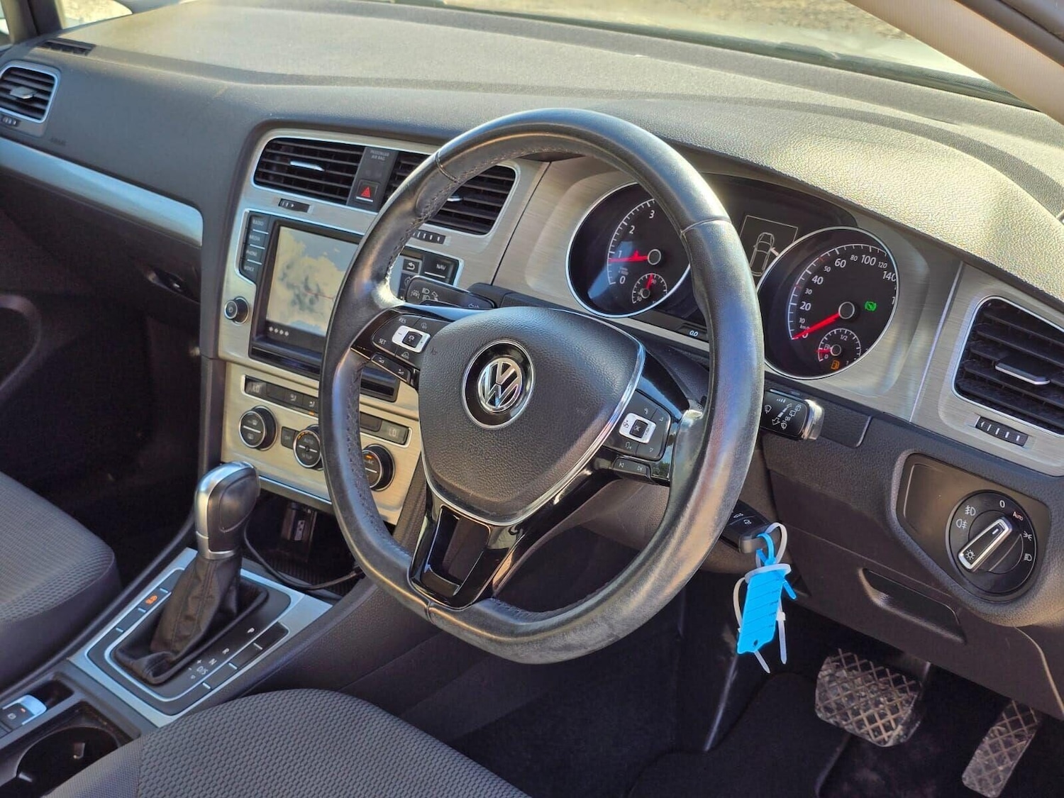 Used Volkswagen Golf 2014 for sale - 76076179: Photo 60