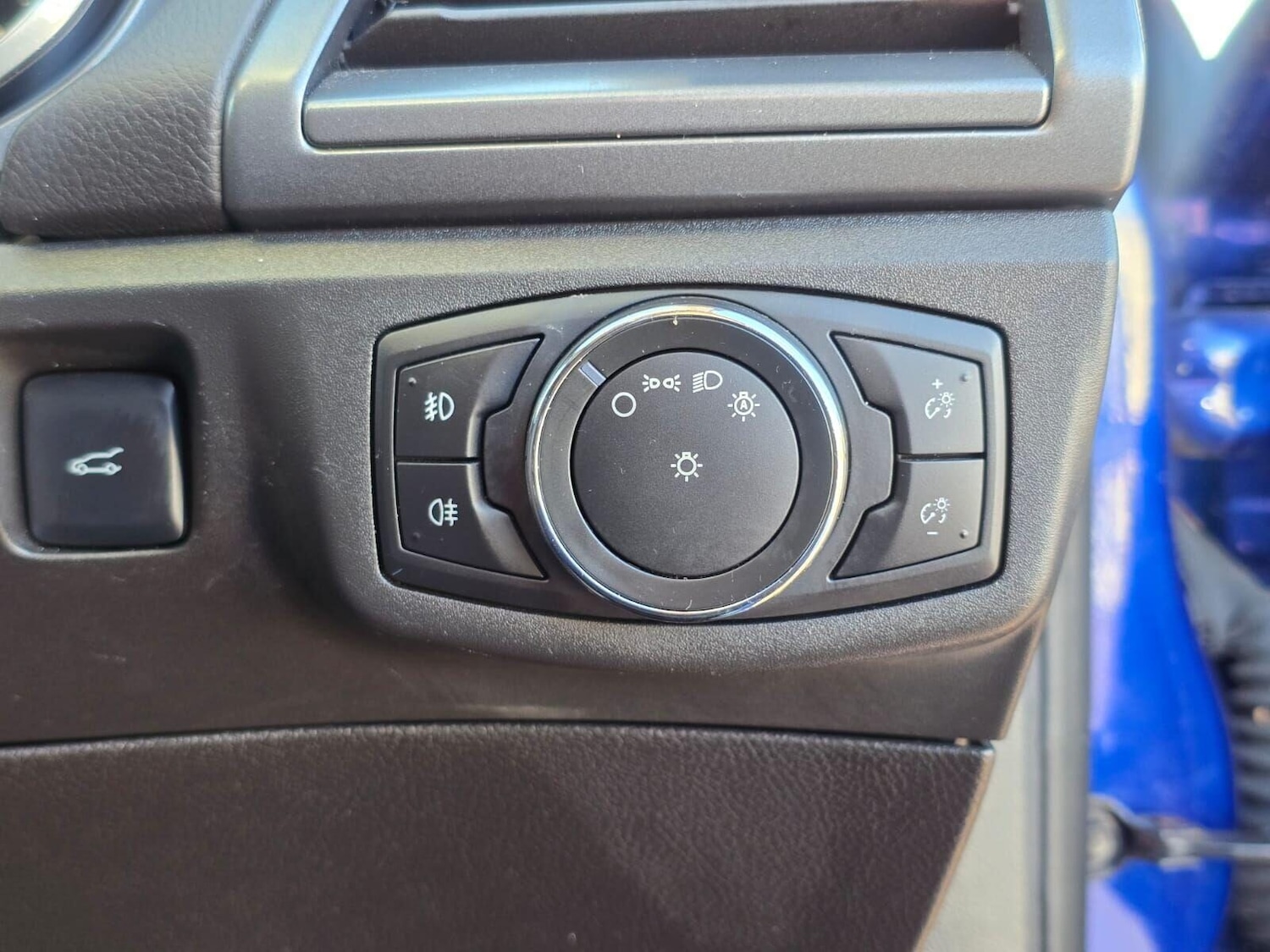 Used Ford Mondeo 2016 for sale - 76481207: Photo 24