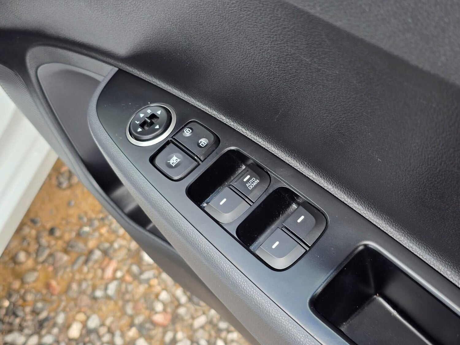 Used Hyundai i10 2018 for sale - 76376603: Photo 35