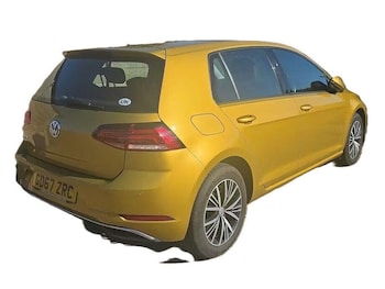 Used Volkswagen Golf 2018 for sale - 77742653: Photo